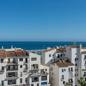 Marina Banus Apartment